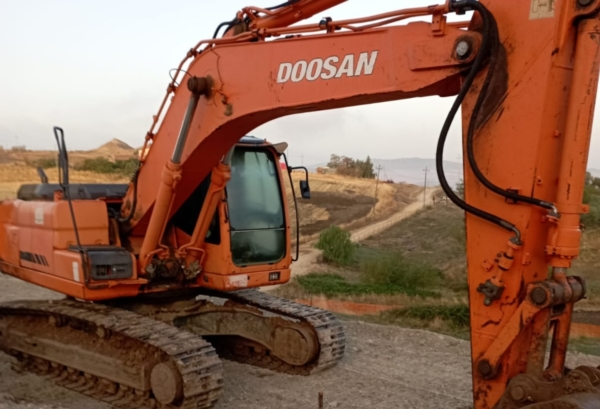 Doosan_DX225_Usato_Sicilia_2